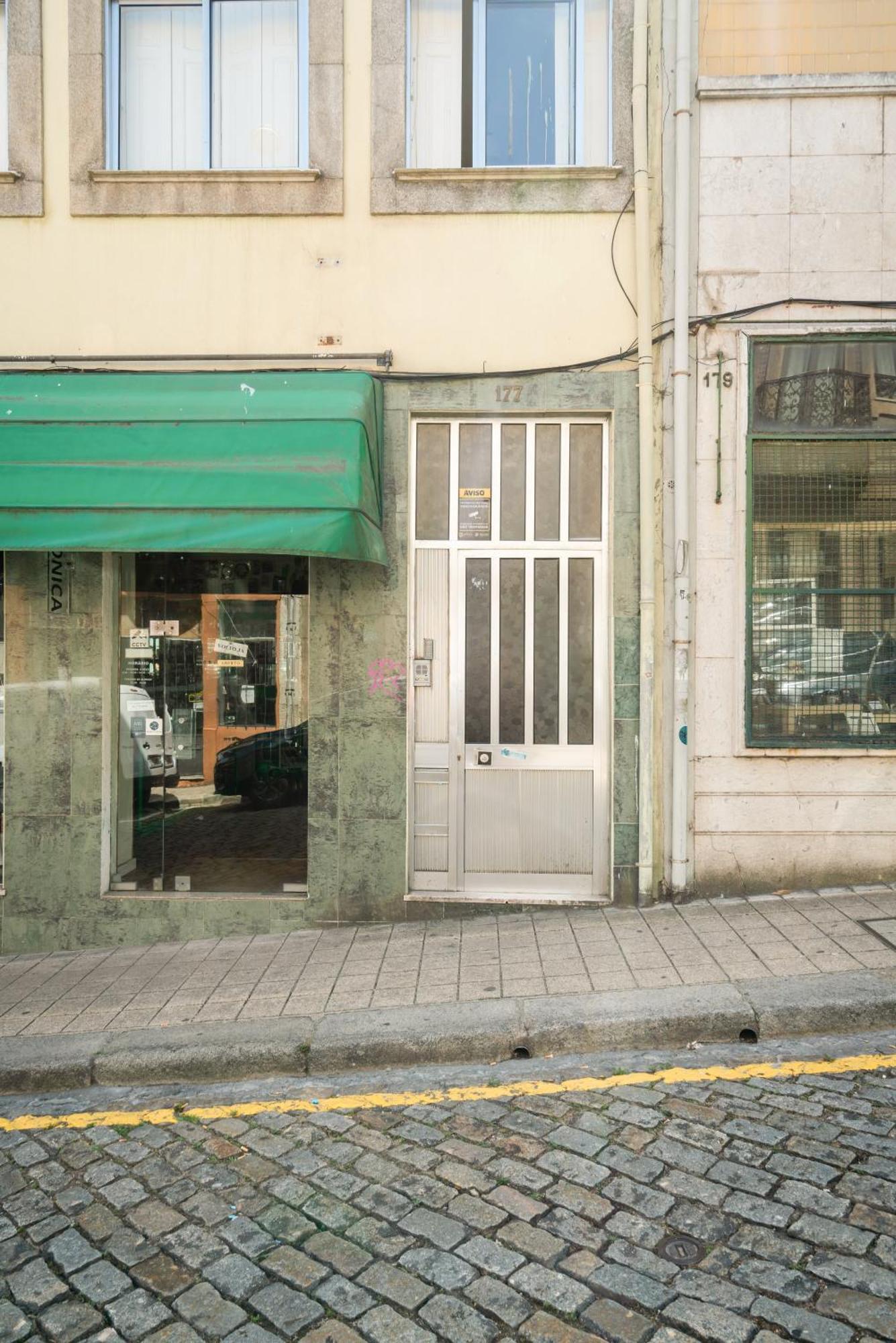 Host Wise - Large Flat W Terrace - Ace Location At Aliados Porto Exterior foto