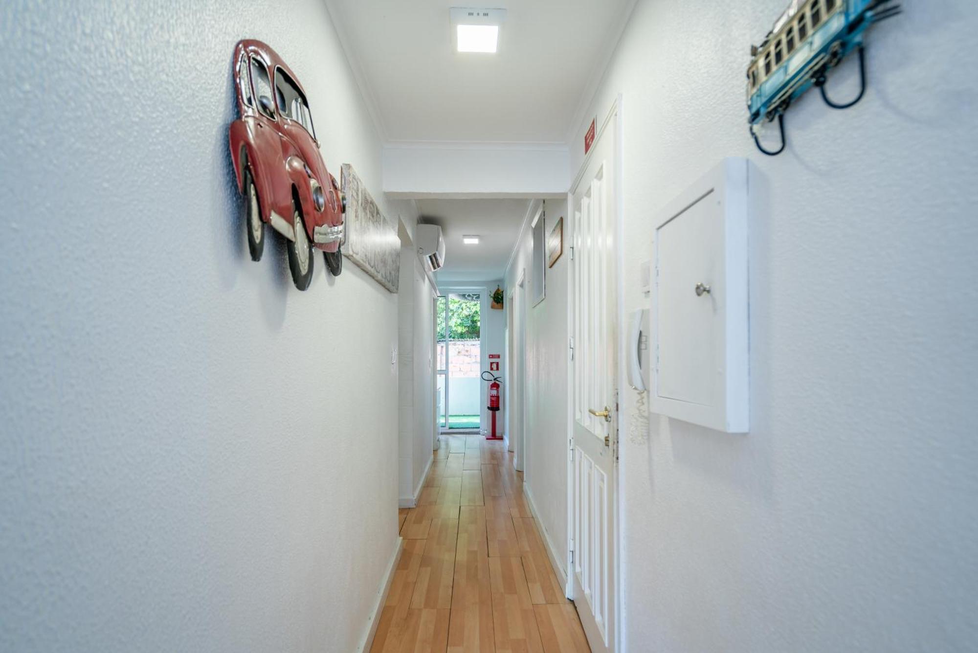 Host Wise - Large Flat W Terrace - Ace Location At Aliados Porto Quarto foto