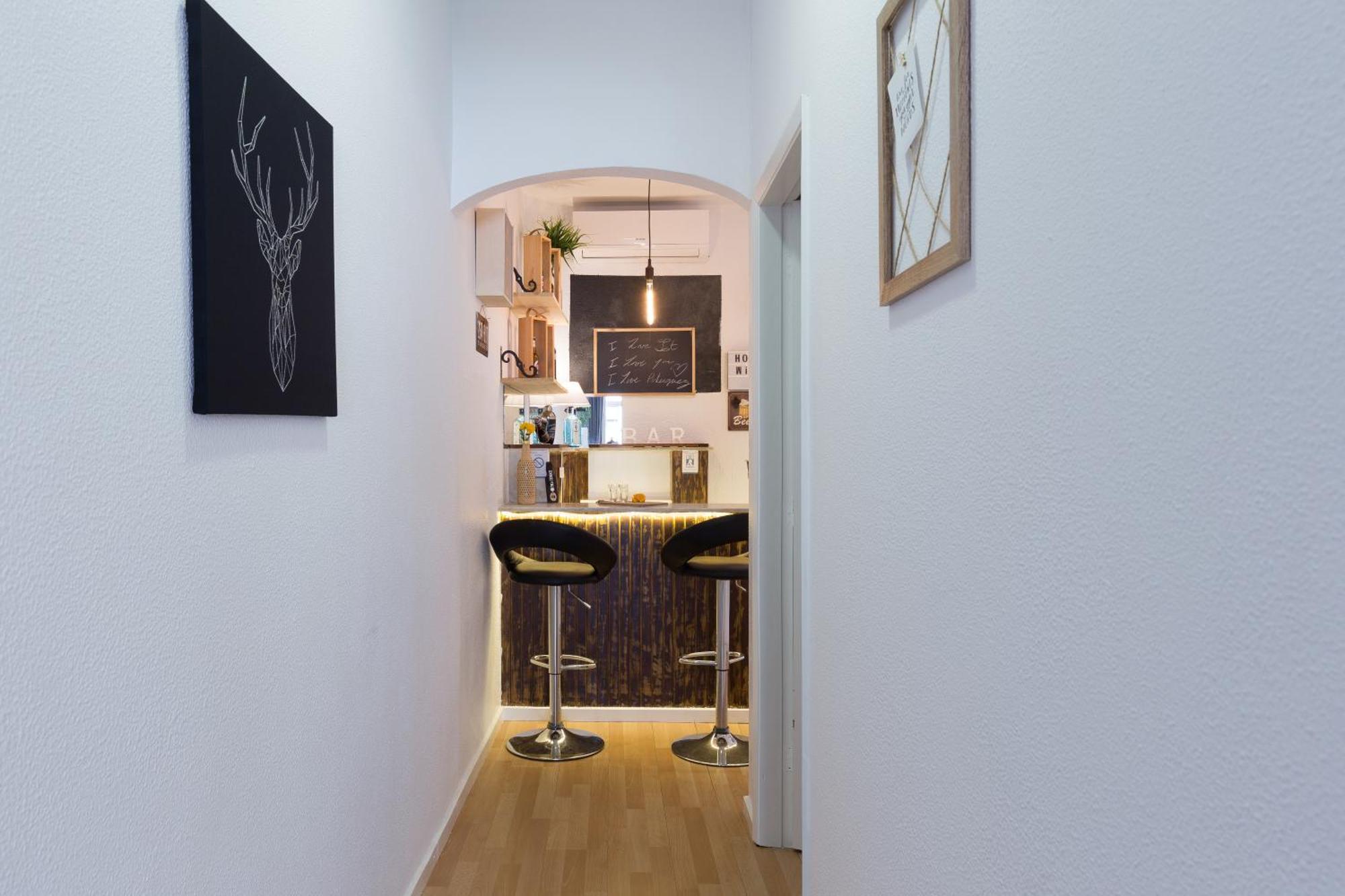 Host Wise - Large Flat W Terrace - Ace Location At Aliados Porto Quarto foto